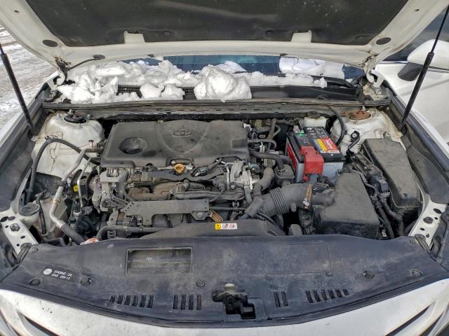 Toyota Camry L Image 7