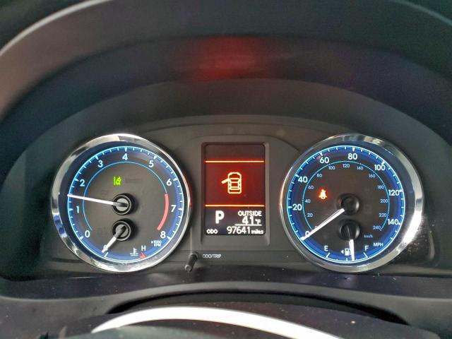 Toyota Corolla L Image 12