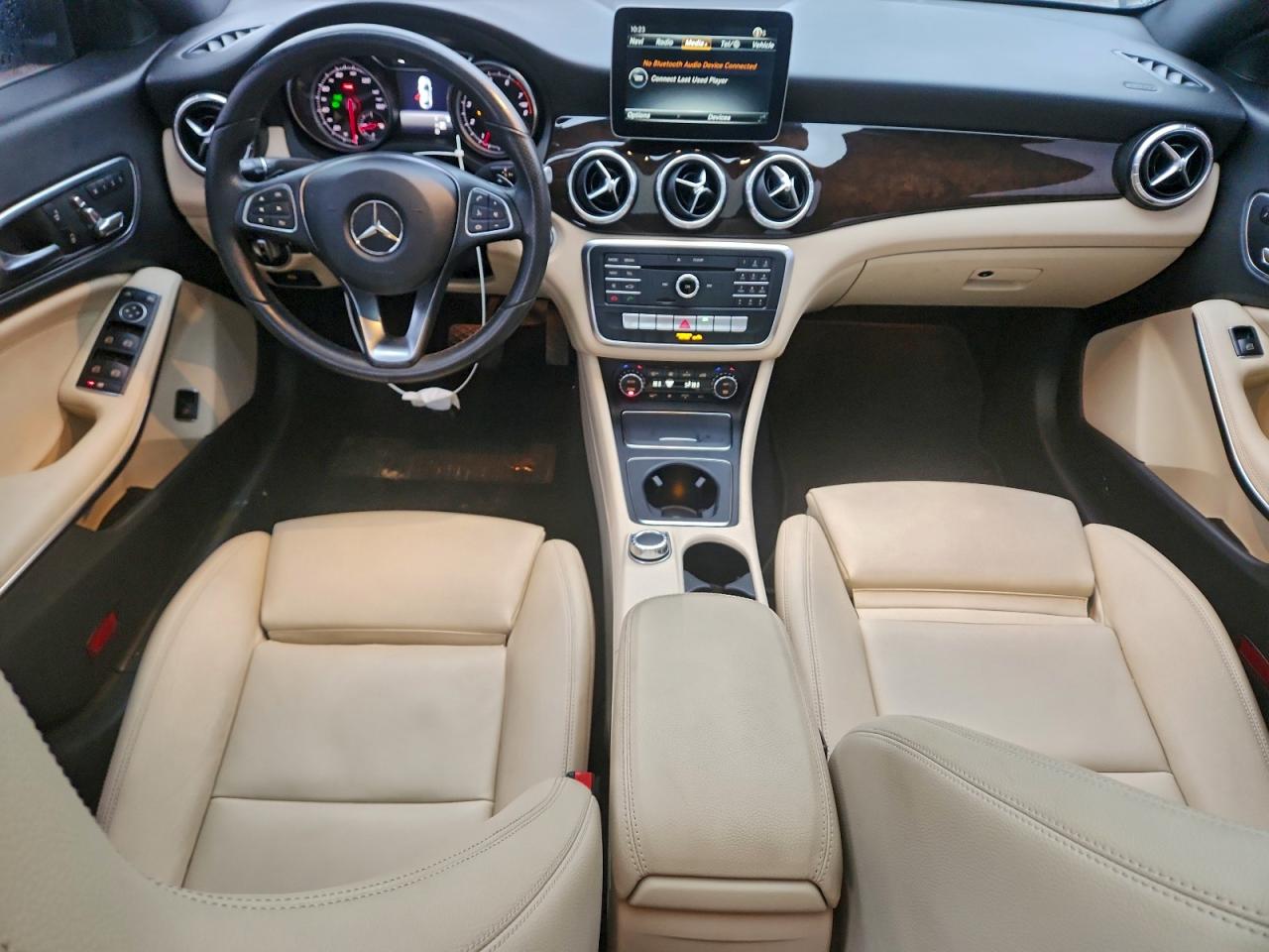 Mercedes-Benz Cla-class 250 4matic Image 10