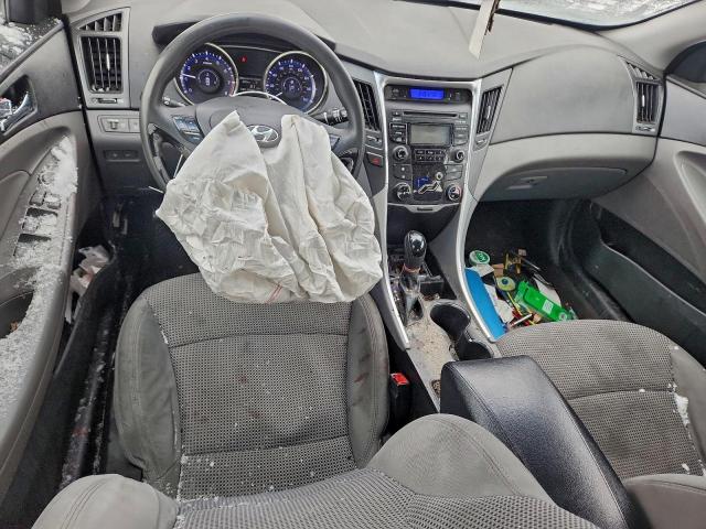 Hyundai SONATA Gls Image 4