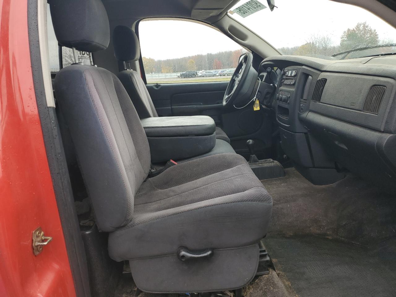 Dodge Ram 2500 St Image 11