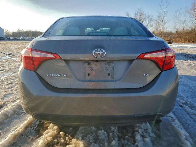 Toyota Corolla L Image 8