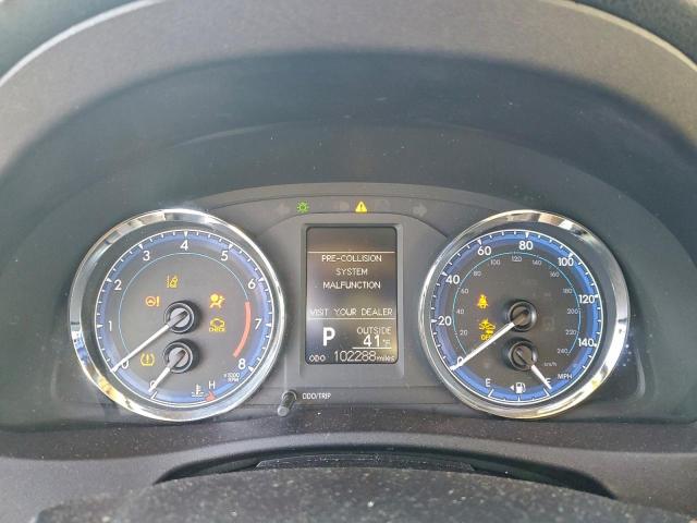 Toyota Corolla L Image 11