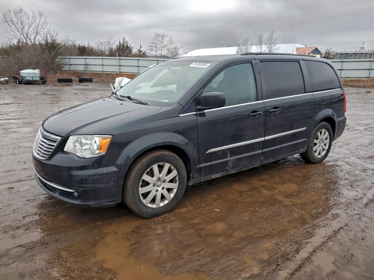 Chrysler Minivan Touring Image 1