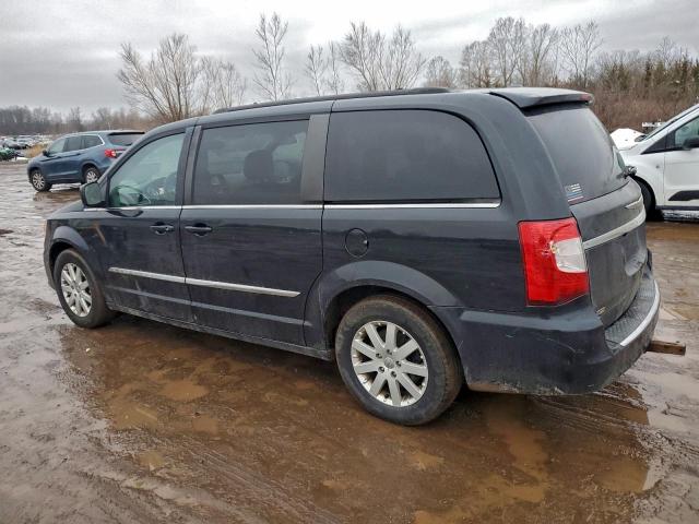 Chrysler Minivan Touring Image 6