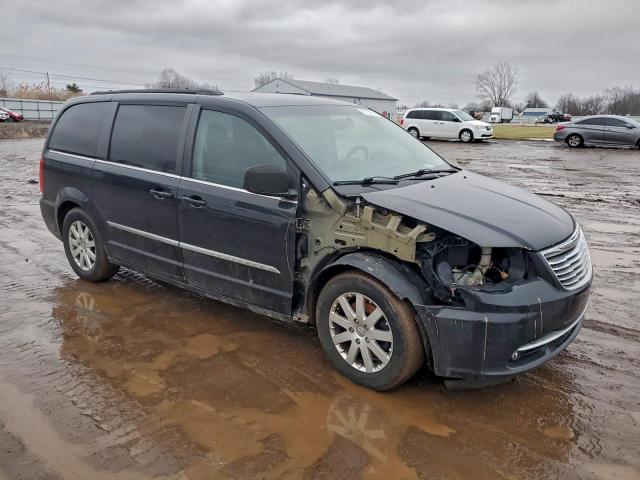 Chrysler Minivan Touring Image 5