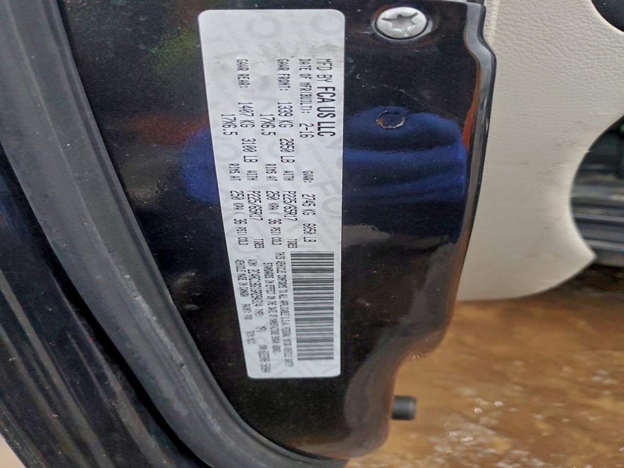 Chrysler Minivan Touring Image 13