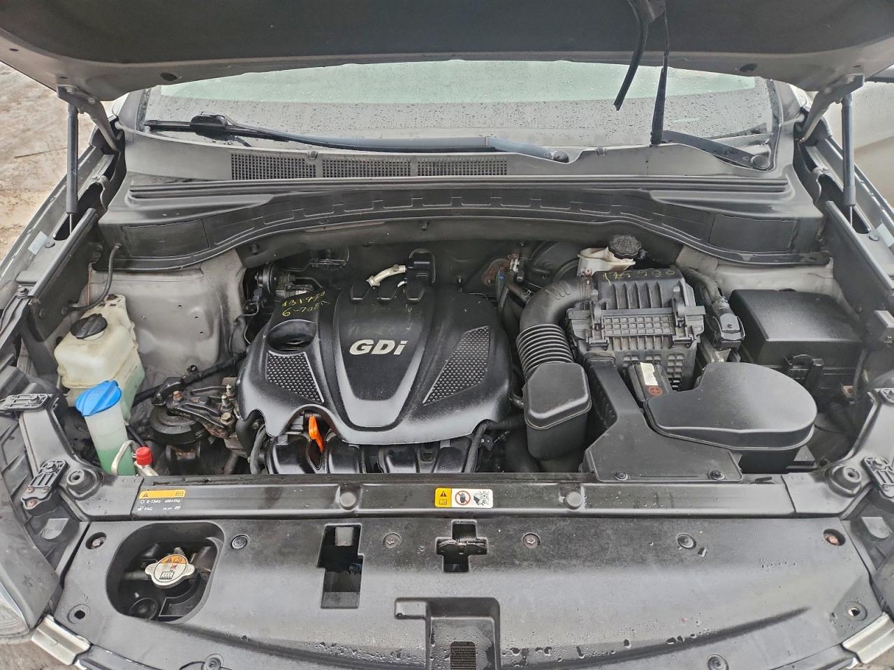 Hyundai SANTA FE Image 10