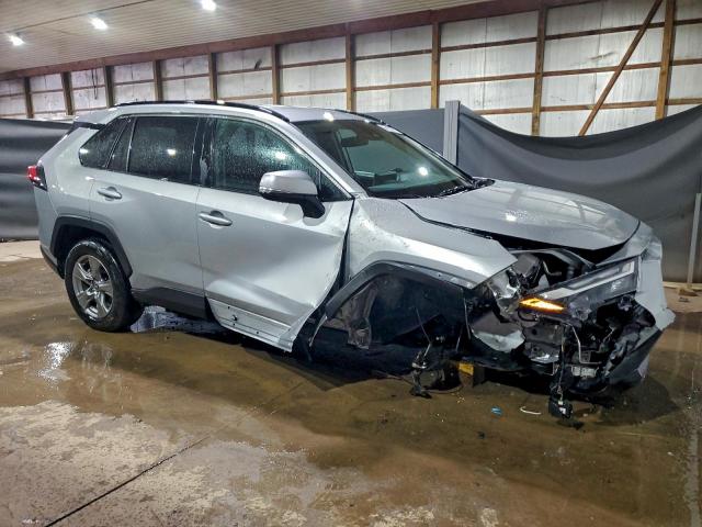 Toyota RAV4 Xle Image 5