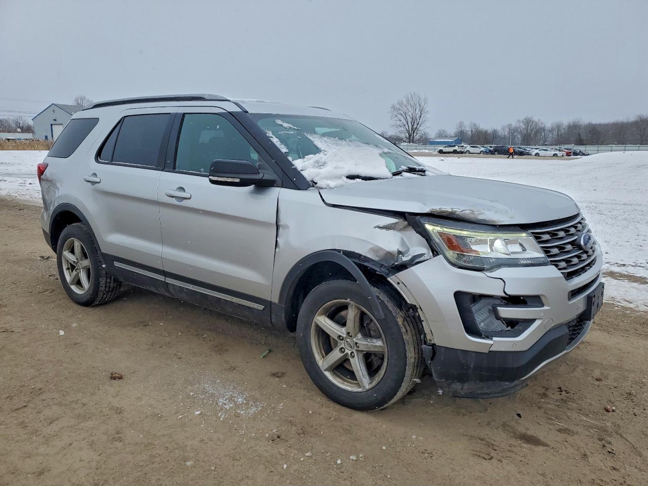 Ford Explorer Xlt Image 5