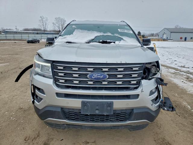 Ford Explorer Xlt Image 7