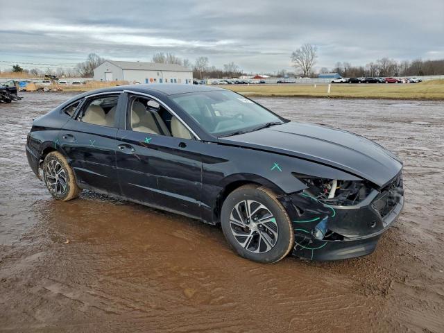 Hyundai SONATA Hybrid Image 2