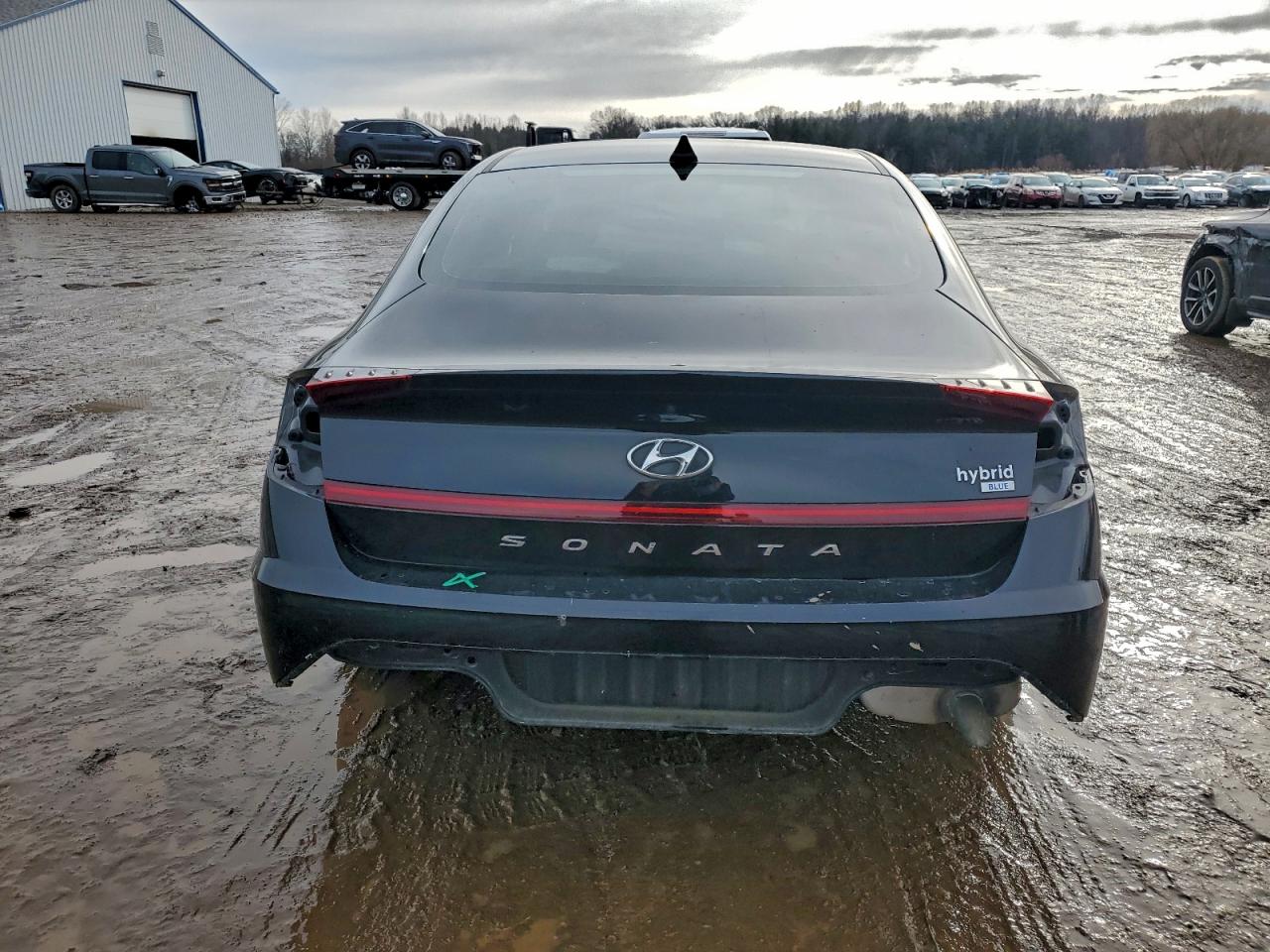 Hyundai SONATA Hybrid Image 3