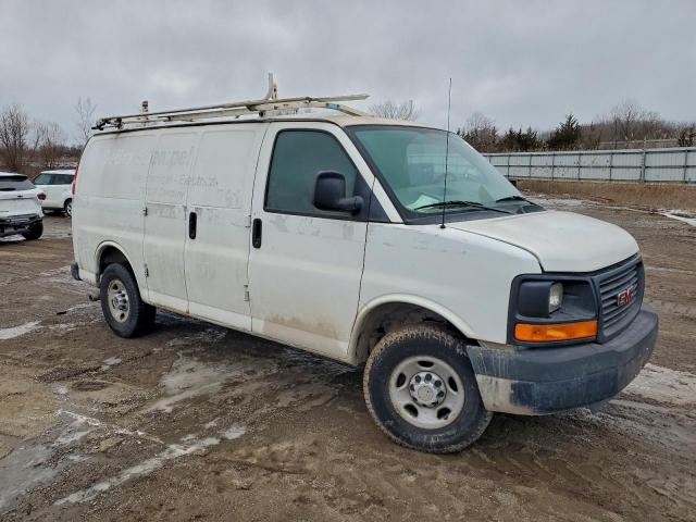 GMC Savana G3500 Image 2
