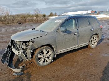  Salvage Nissan Pathfinder