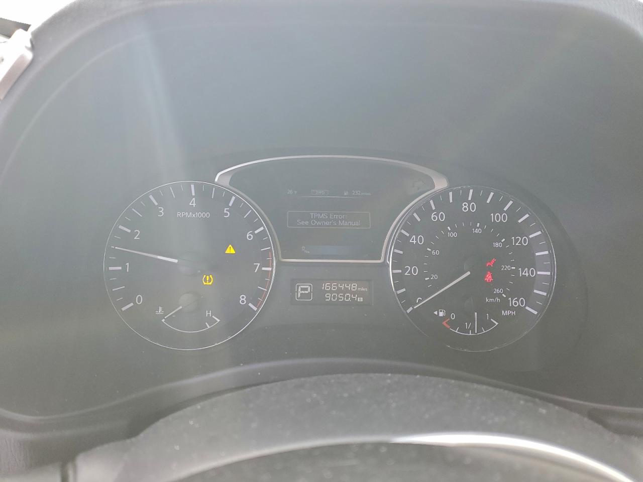 Nissan Pathfinder S Image 8