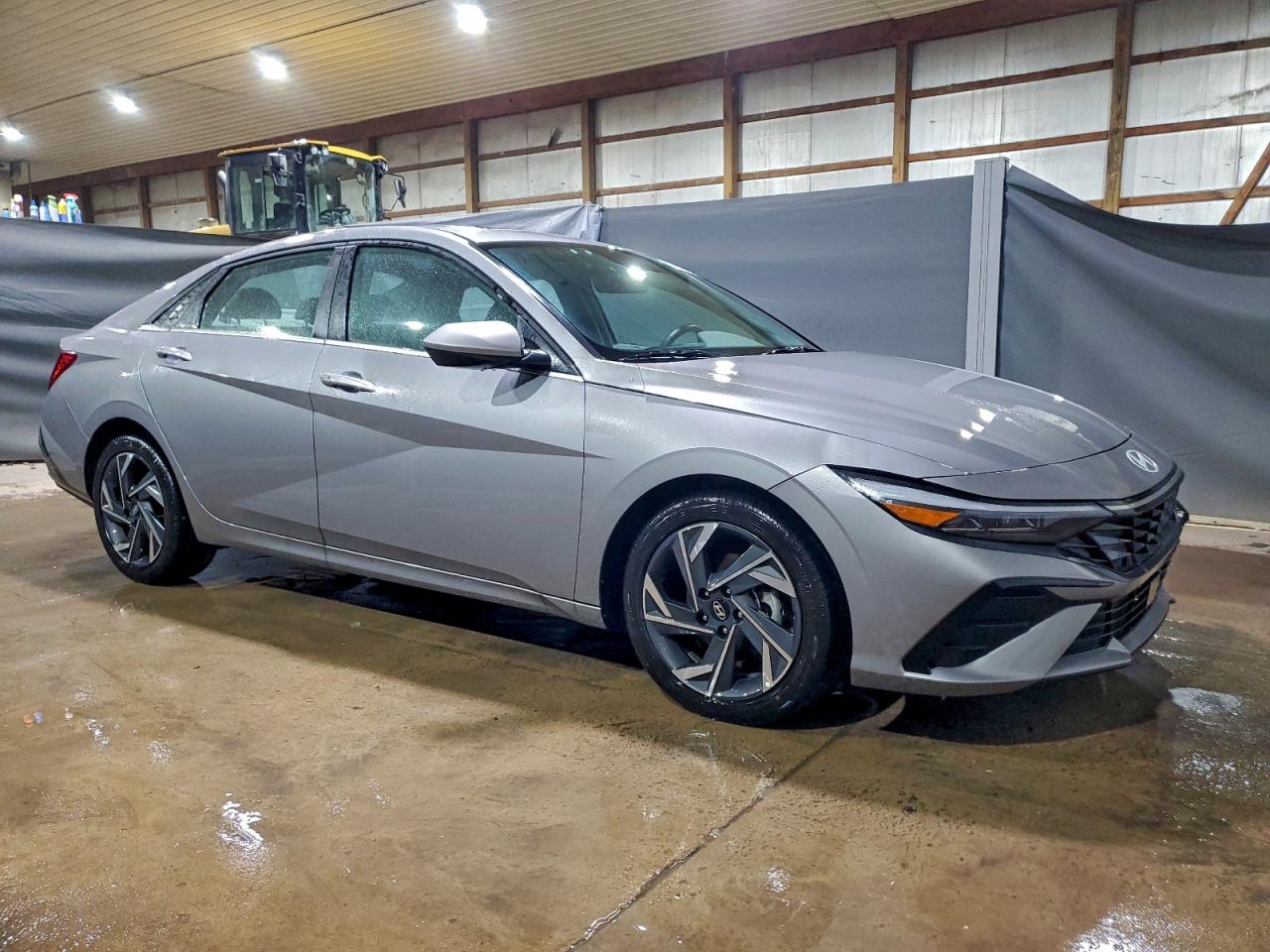 Hyundai ELANTRA Sel Image 4