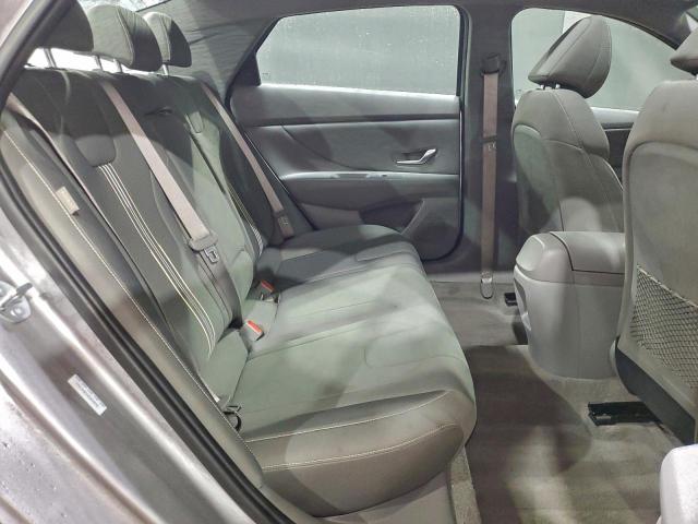 Hyundai ELANTRA Sel Image 9