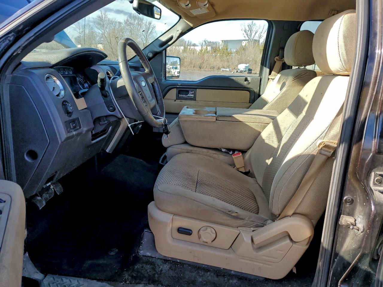 Ford F-150 Supercrew Image 9