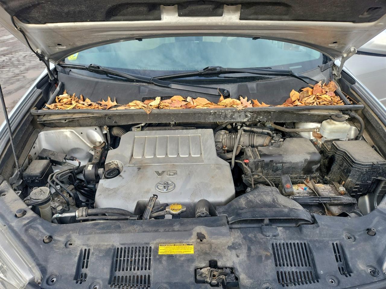 Toyota Highlander Base Image 10