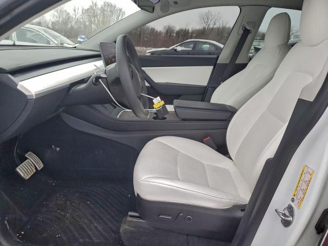 Tesla Model Y Image 9