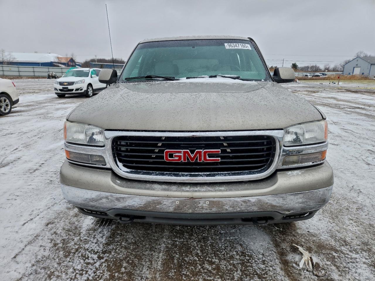 GMC Yukon Image 2