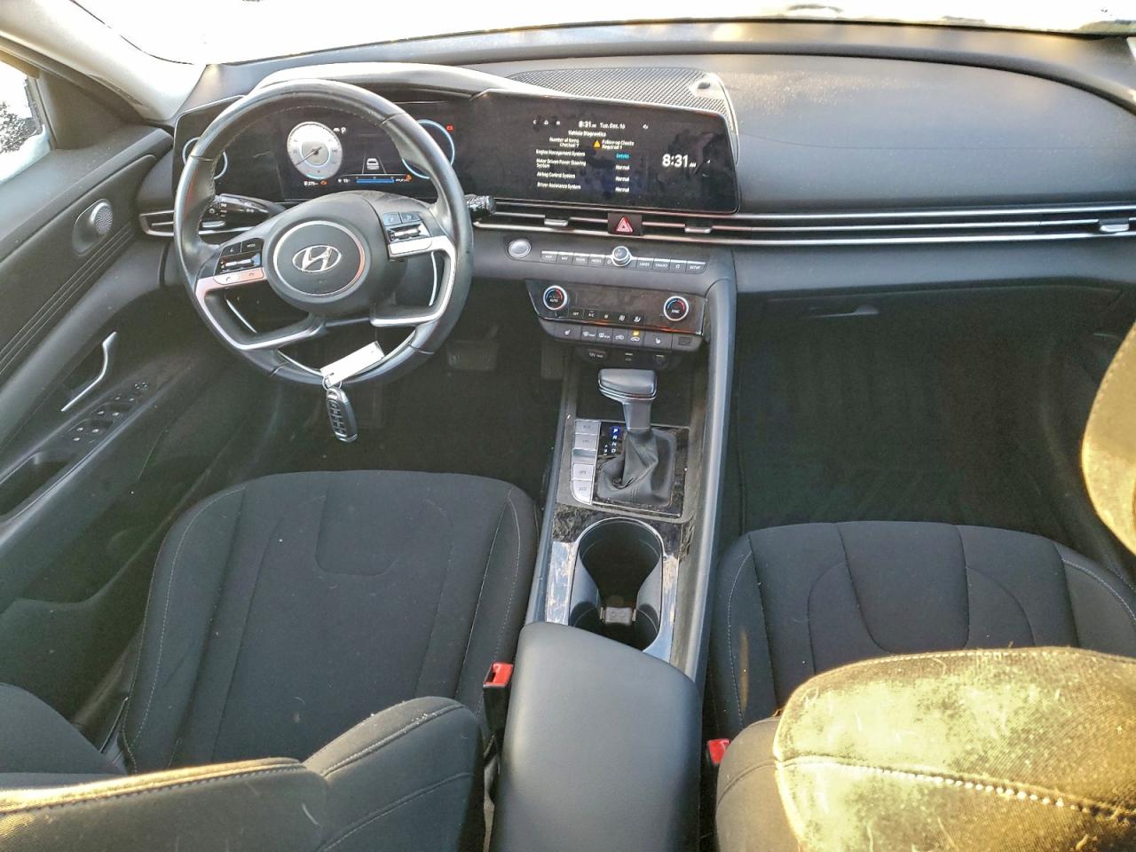 Hyundai ELANTRA Sel Image 5