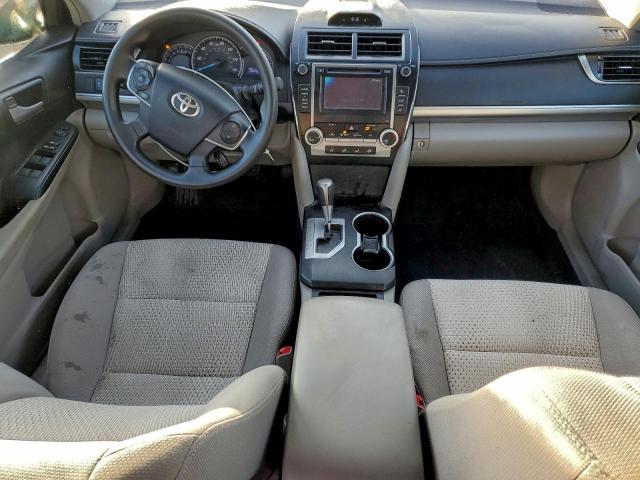 Toyota Camry L Image 12