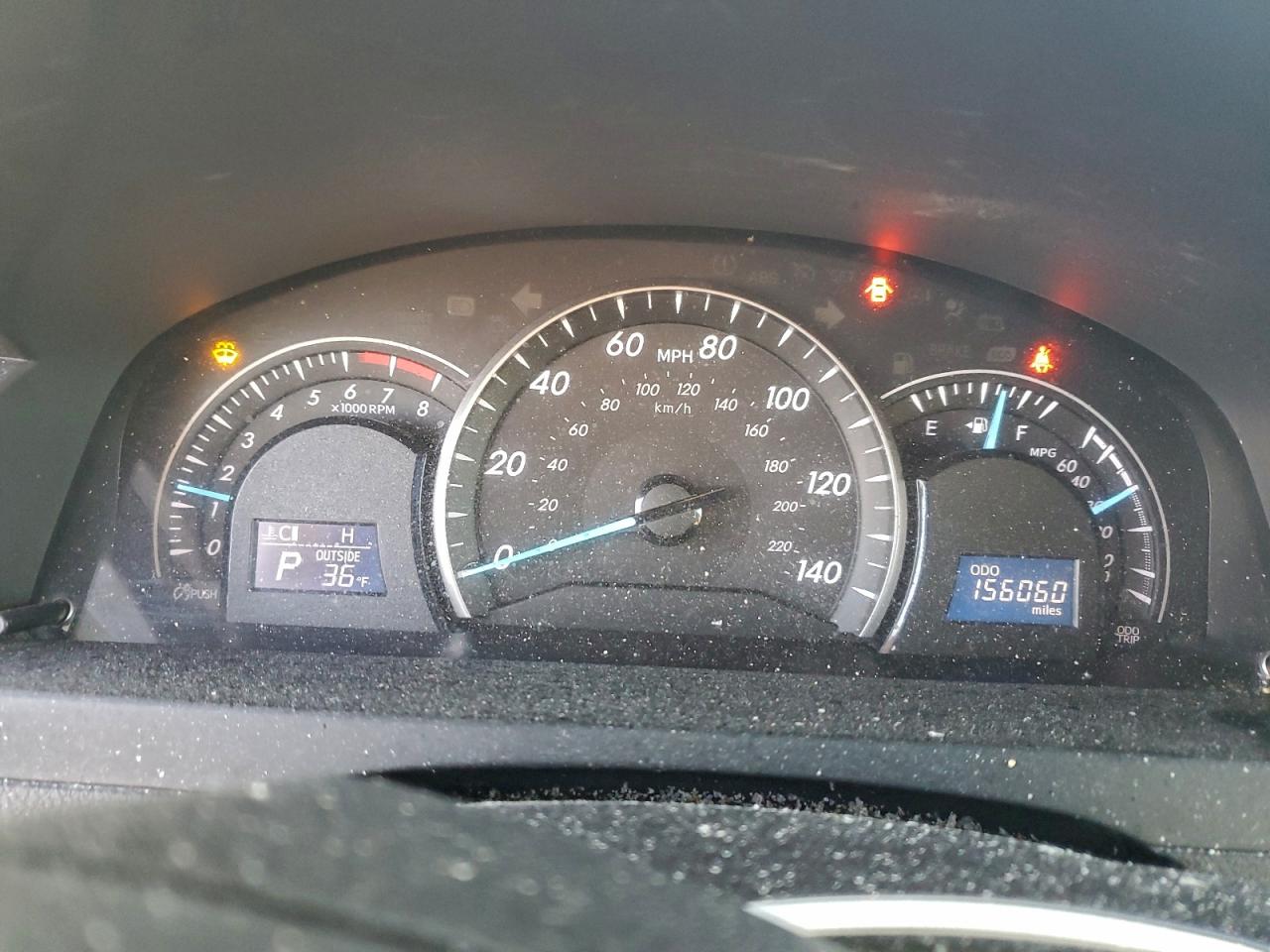 Toyota Camry L Image 9