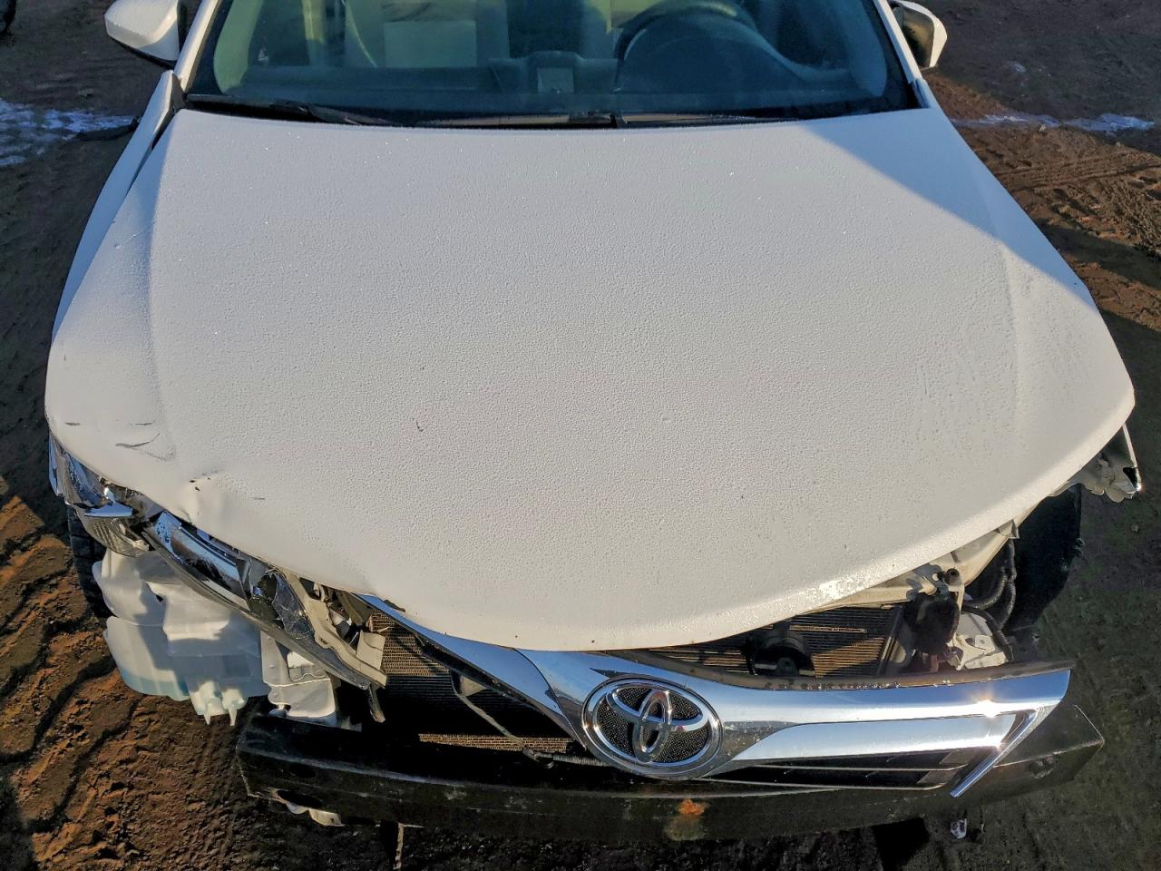 Toyota Camry L Image 7