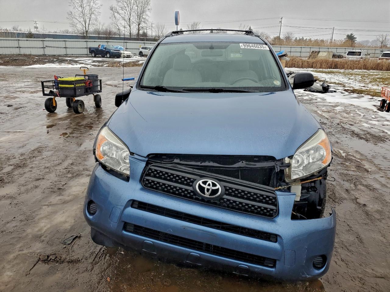 Toyota RAV4 Image 3