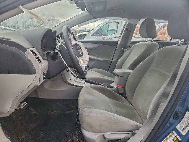 Toyota Corolla Base Image 4