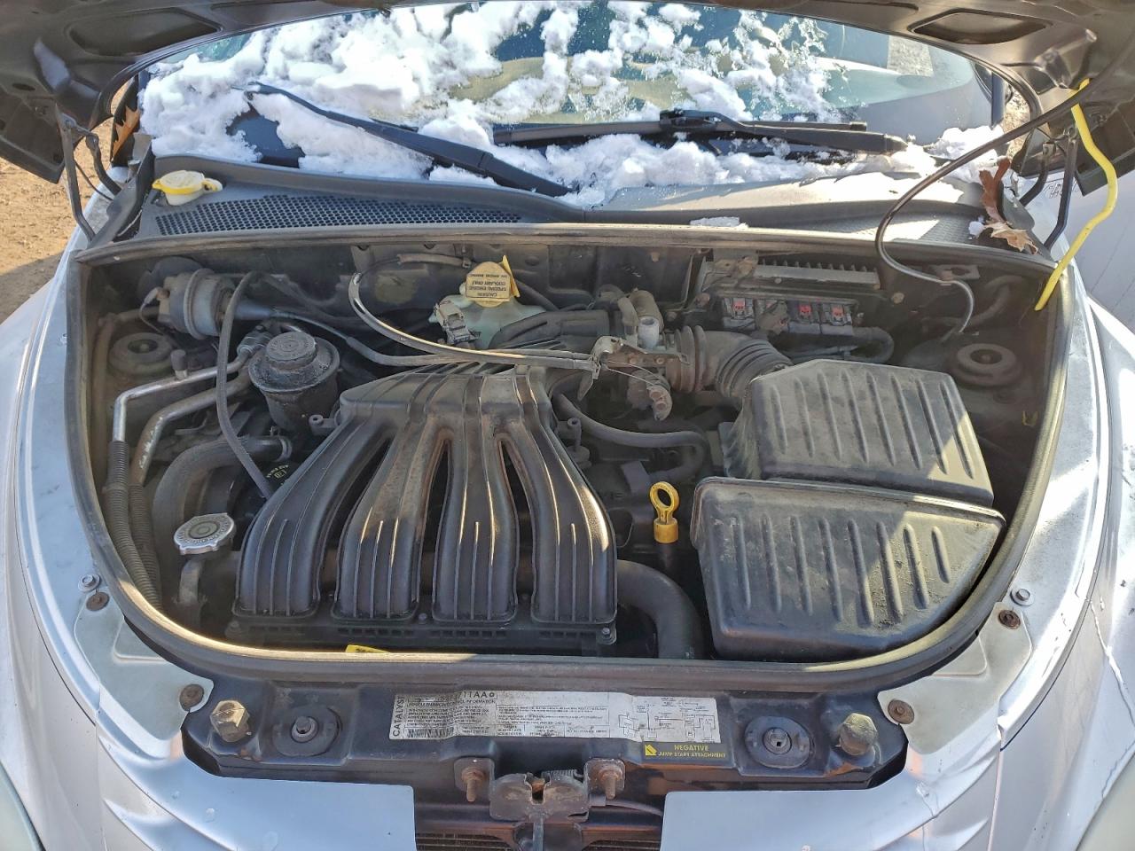 Chrysler PT Cruiser Touring Image 3