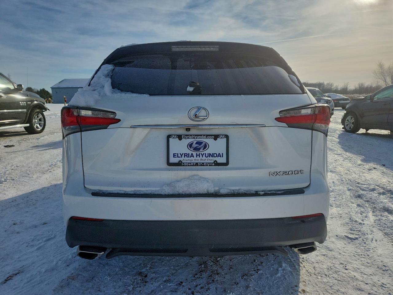 Lexus NX 200t Image 12